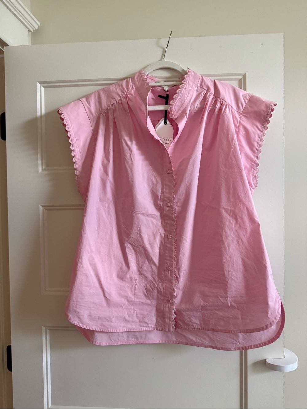 Pink Button-Front Scallop / Ruffle Sleeve Top - English Factory L New